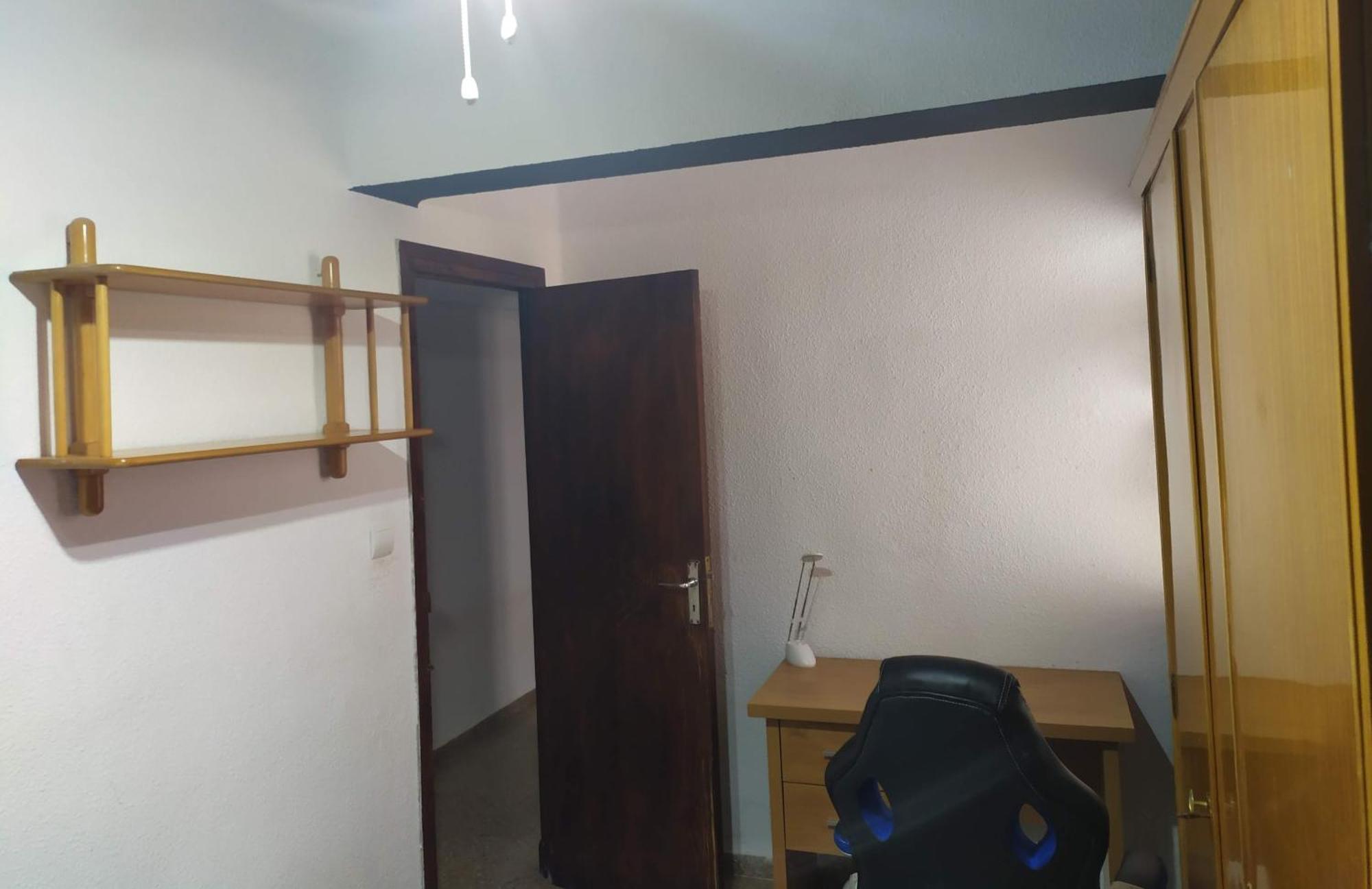 مونكادا Piso Compartido Cerca De La Universidad Ceu المظهر الخارجي الصورة